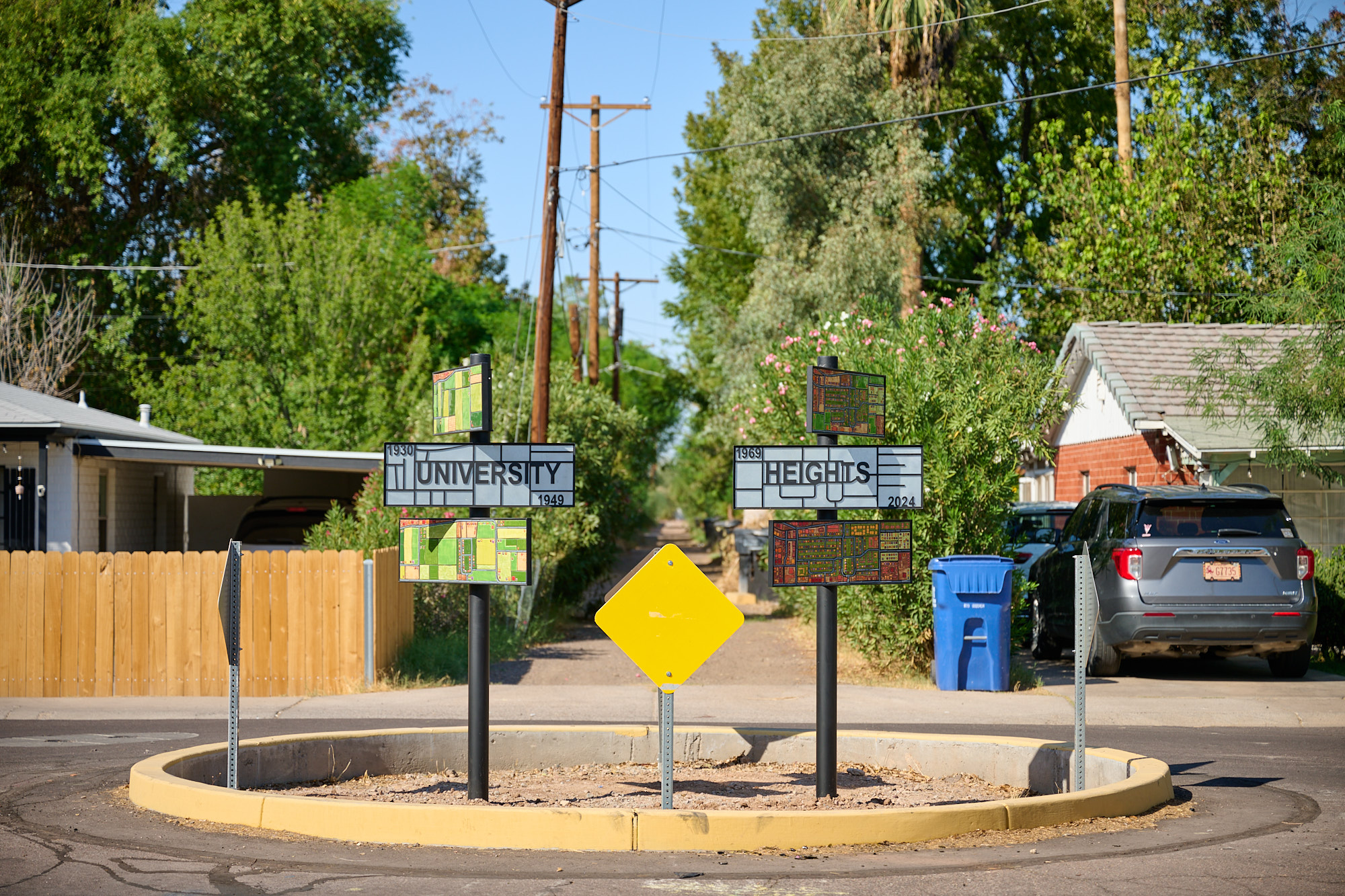 Steel sculptures with ceramic panels for University Heights Neighborhood